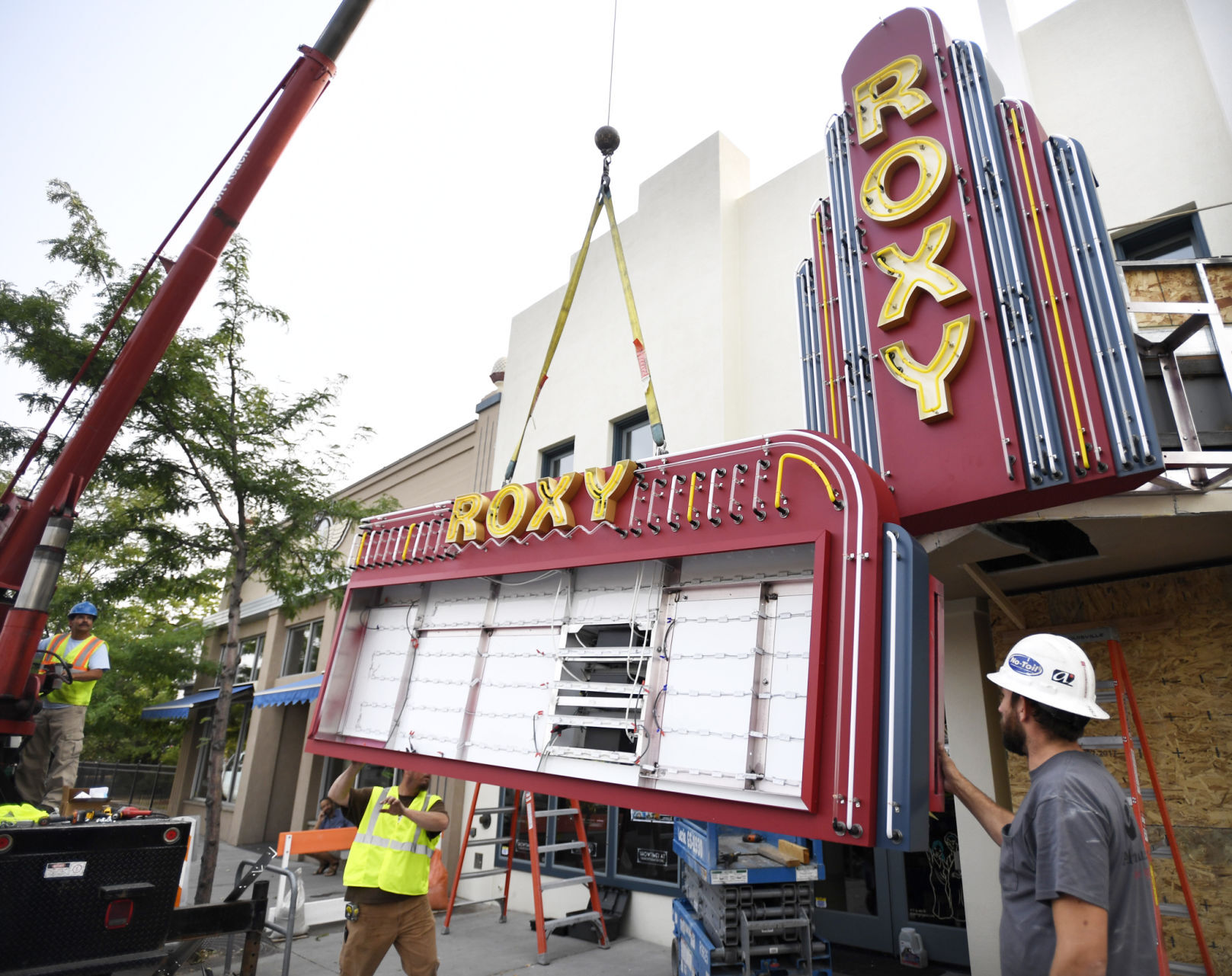 081017 roxy sign-1-tm.jpg (copy)